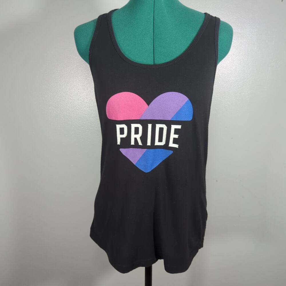 Pride Heart Graphic Tank Top Black LGBTQ Festival Y2K L Pride